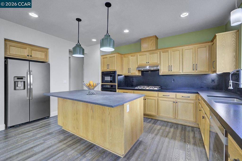 Image 3 of property listing at 3432 3432 Keystone Loop, Discovery Bay, CA 94505