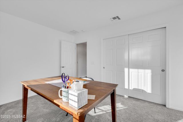 10266 S Moonlit Riverwalk Trail, Vail, AZ 85641