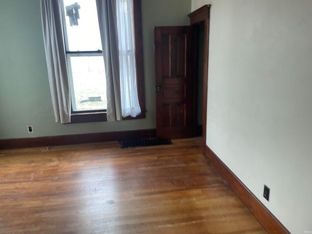 1243 E State Road 26, Frankfort, IN 46041