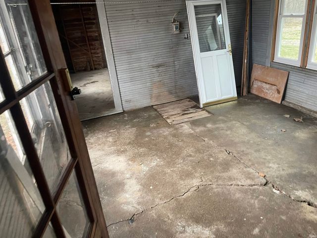 1243 E State Road 26, Frankfort, IN 46041