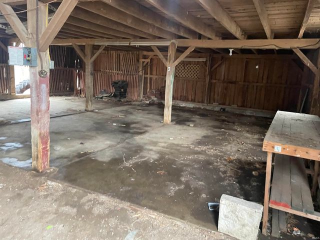 1243 E State Road 26, Frankfort, IN 46041