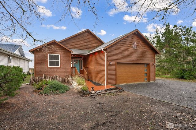 336 Olympic View Avenue NE, Ocean Shores, WA 98569