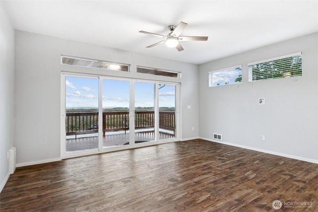 336 Olympic View Avenue NE, Ocean Shores, WA 98569