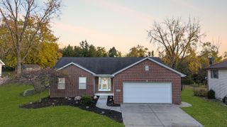 1873 Forest Lane, Crown Point, IN 46307