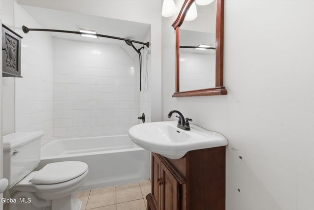 40 Ballston Avenue, Ballston Spa, NY 12020