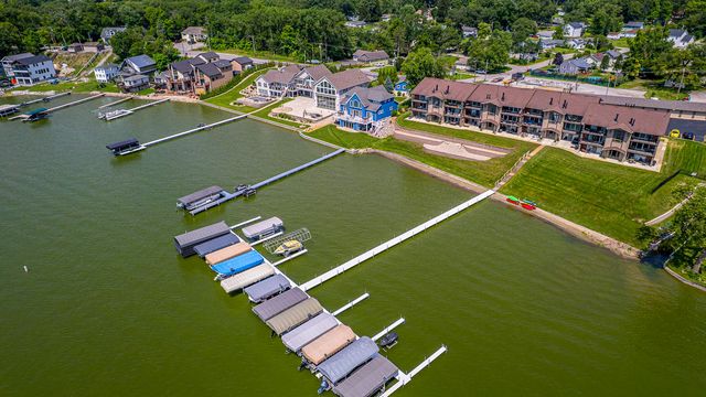 8125 Lake Shore Drive 6, Cedar Lake, IN 46303