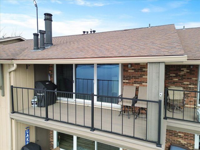 8125 Lake Shore Drive 6, Cedar Lake, IN 46303