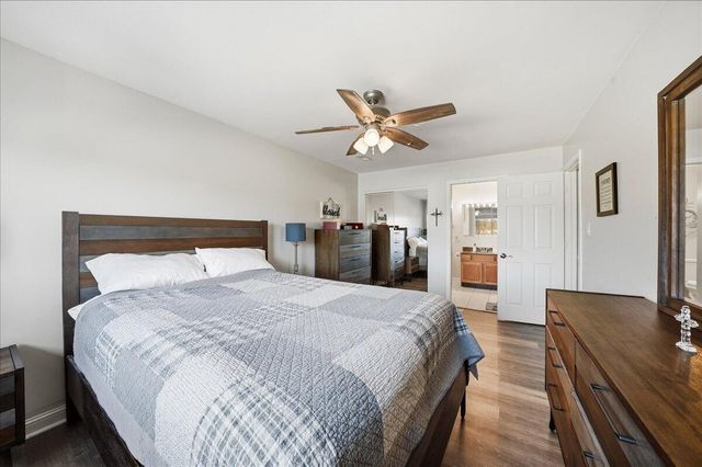 8125 Lake Shore Drive 6, Cedar Lake, IN 46303