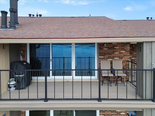 8125 Lake Shore Drive 6, Cedar Lake, IN 46303