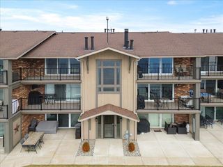 8125 Lake Shore Drive 6, Cedar Lake, IN 46303