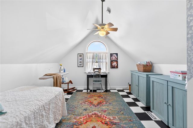 722 8th St., Irwin, PA 15642