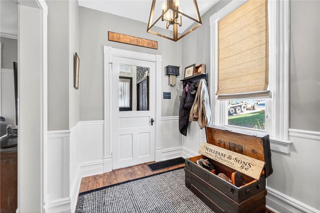 722 8th St., Irwin, PA 15642