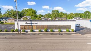 421 N Broadway, Portland, TN 37148