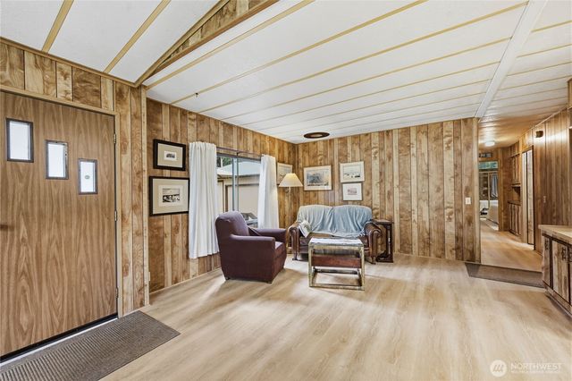 71 E Moore Street, Port Hadlock, WA 98339