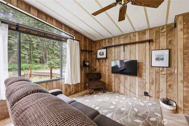 71 E Moore Street, Port Hadlock, WA 98339