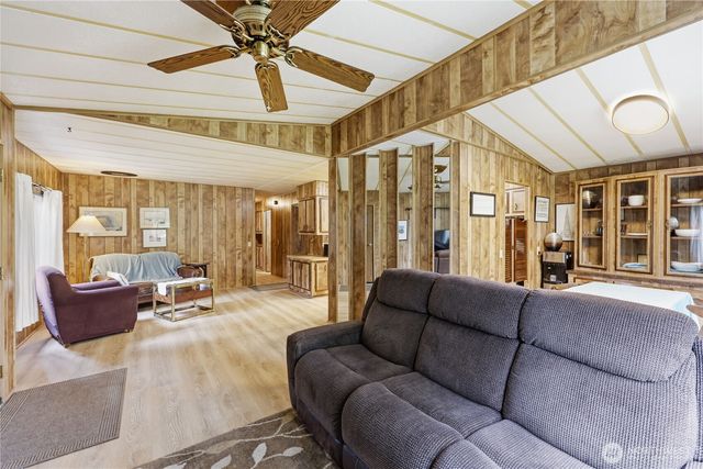 71 E Moore Street, Port Hadlock, WA 98339