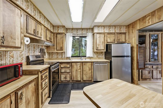 71 E Moore Street, Port Hadlock, WA 98339