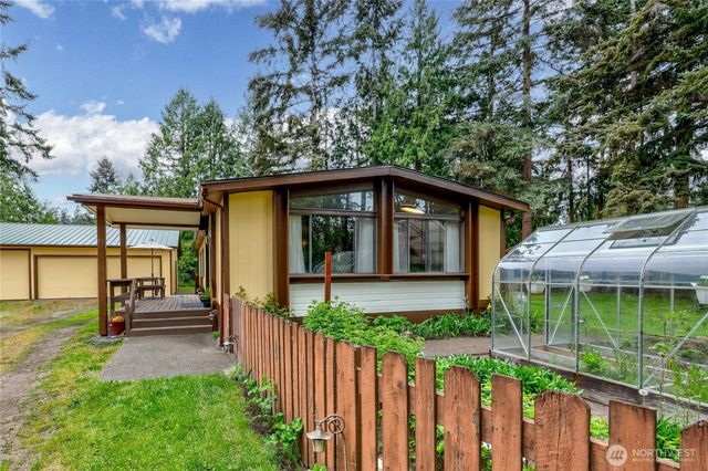 71 E Moore Street, Port Hadlock, WA 98339