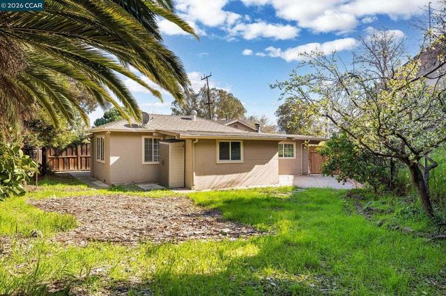 4820 4820 Blum Rd, Martinez, CA 94553