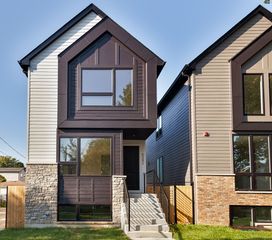 5342 W Winnemac Avenue, Chicago, IL 60630