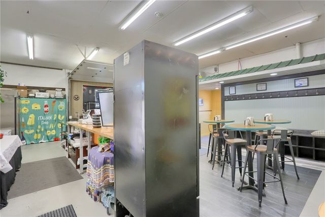 115 W Main St, Evans City Boro, PA 16033