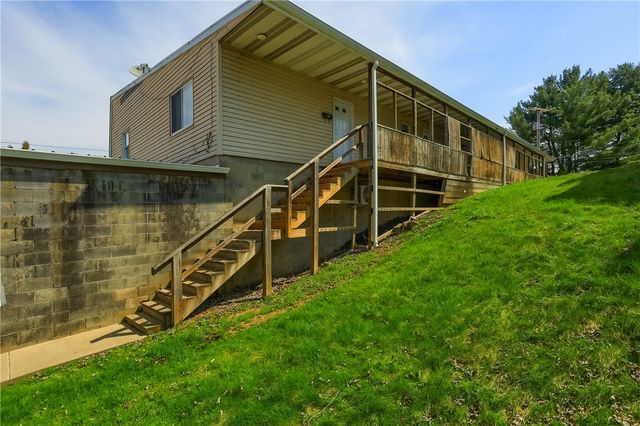 115 W Main St, Evans City Boro, PA 16033