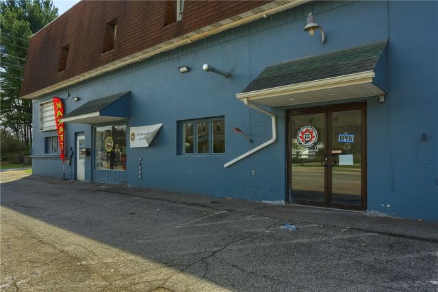 115 W Main St, Evans City Boro, PA 16033