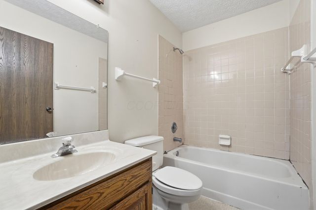 164 Greenbank Road, Columbus, OH 43230