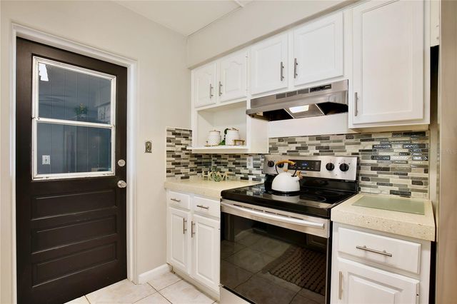 2914 LANDO LANE, Orlando, FL 32806