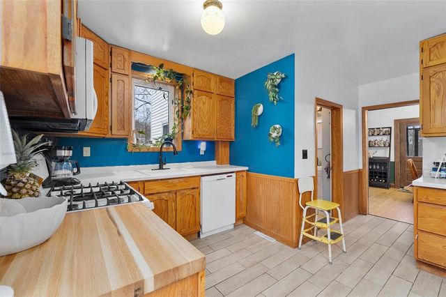 506 Pitt Street, Eau Claire, WI 54703