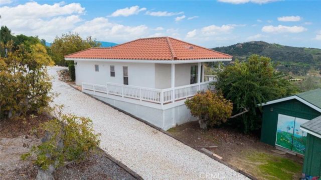 2328 Dos Lomas, Fallbrook, CA 92028