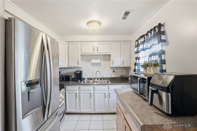 225 W Fosters Maineville Road, Maineville, OH 45039