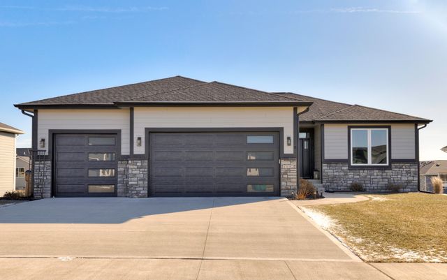 1112 NE 22nd Street, Grimes, IA 50111