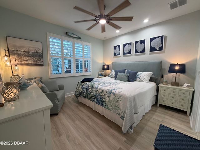 257 Hang Loose Way, Daytona Beach, FL 32124