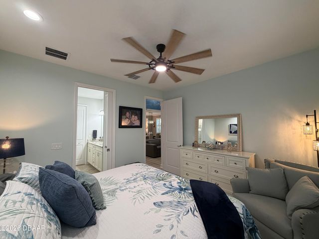 257 Hang Loose Way, Daytona Beach, FL 32124