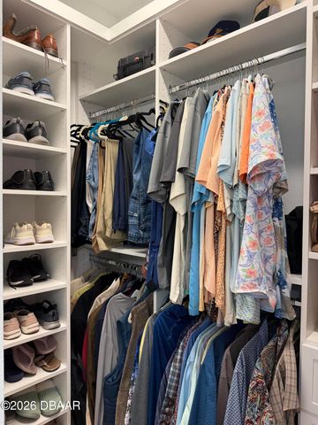 257 Hang Loose Way, Daytona Beach, FL 32124