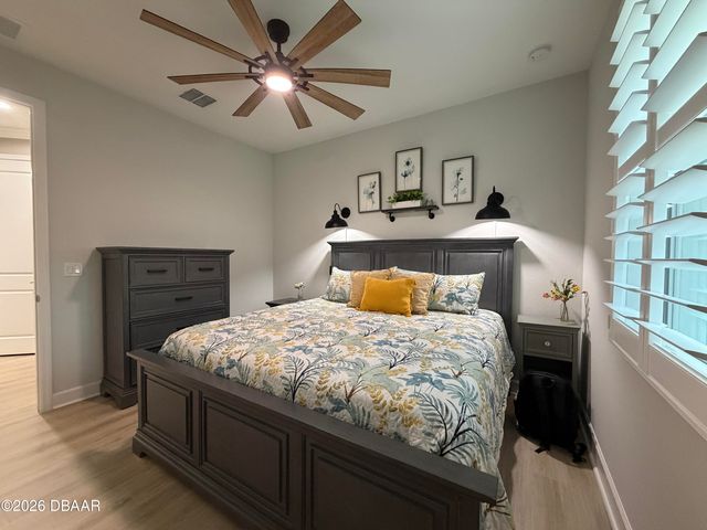 257 Hang Loose Way, Daytona Beach, FL 32124