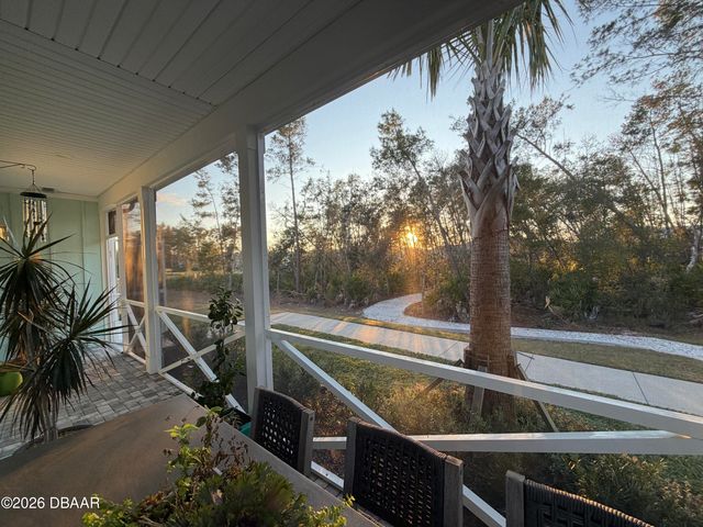 257 Hang Loose Way, Daytona Beach, FL 32124