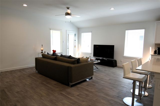 14238 Black Canyon Lane, Conroe, TX 77384