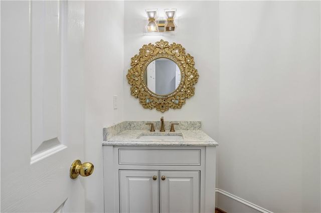 5298 Brookelake Drive, Dunwoody, GA 30338