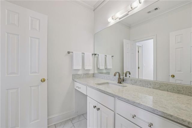 5298 Brookelake Drive, Dunwoody, GA 30338