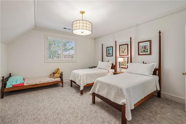 5298 Brookelake Drive, Dunwoody, GA 30338