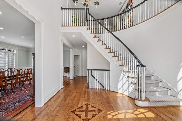 5298 Brookelake Drive, Dunwoody, GA 30338