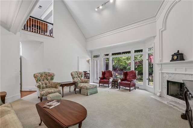 5298 Brookelake Drive, Dunwoody, GA 30338