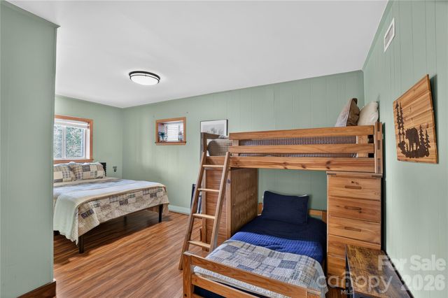 196 Fern Loop, Lake Lure, NC 28746