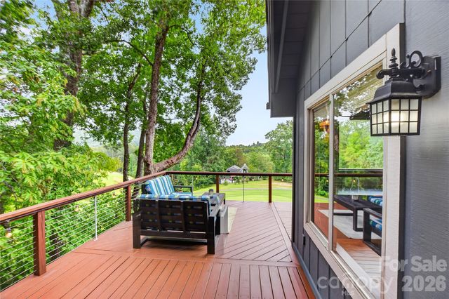 196 Fern Loop, Lake Lure, NC 28746