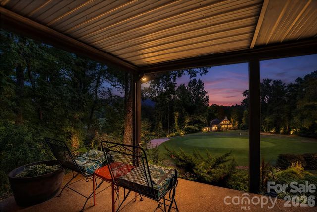 196 Fern Loop, Lake Lure, NC 28746