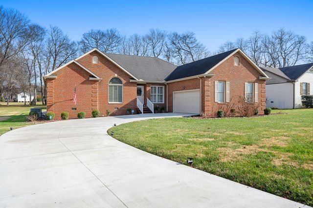 103 Laurelwood Dr, Shelbyville, TN 37160