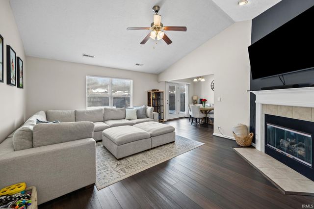 4153 Fiddlesticks Drive, Lafayette, IN 47909