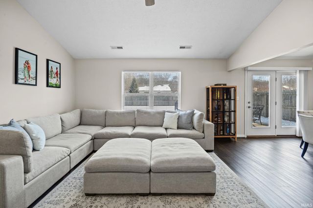 4153 Fiddlesticks Drive, Lafayette, IN 47909